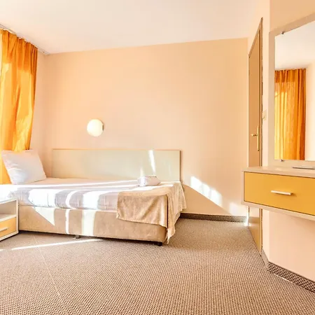 Aparthotel Prestige Ii